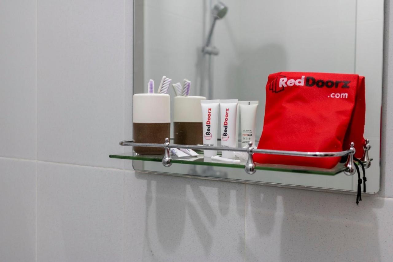 Reddoorz Near Pantai Panjang Bengkulu 2 Hotel Kültér fotó
